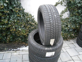 Predám 4x zimné  pneu Continental SUV 255/45 R20 105VXL - 2