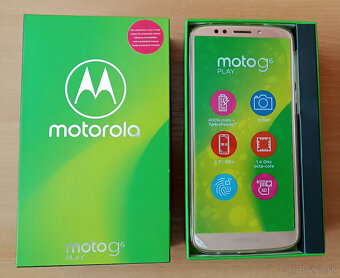 Motorola moto G6 play_dual SIM_zlatý. - 2