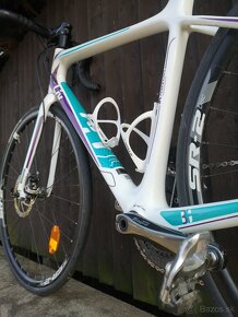 Giant, damsky karbonovy cestny bicykel (ako trek,bianchi) - 2