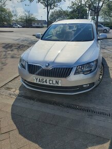 Skoda Superb facelift 2.0tdi 125kw DSG dovoz GB - 2