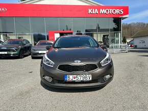 Kia Cee´d 1.6 CRDi EX/Gold - 2