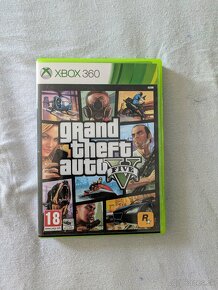 GTA 5 a NHL 16 Legacy edition na X-Box 360 - 2