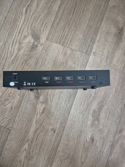 HDMI spliter 1x4 - 2