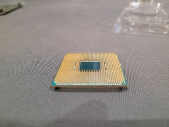 Ryzen 3 2200G - 2