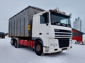 DAF XF95 Hákový nosič rv:2006 502 000km - 2