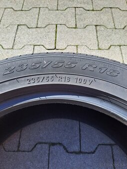 Pirelli R18/235/55letne - 2