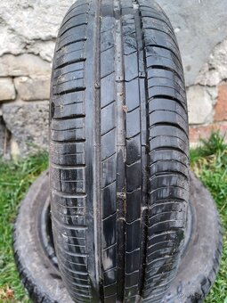 Predám 2-letné pneumatiky Hankook Kinergy 145/65 R15 - 2