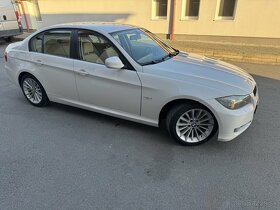 BMW 318D E 90 - 2
