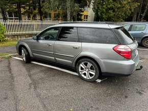 Subaru Outback 2.5 benzin + LPG 4x4 automat - 2