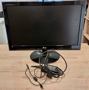 PC monitor LG E2340S-PN - 2