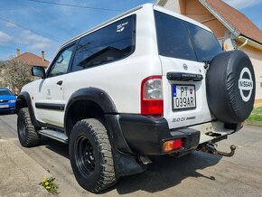 Predám Nissan patrol y61 - 2