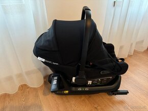 Bugaboo Turtle Air by Nuna BLACK - 2