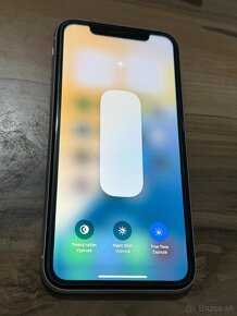 Predám Apple iPhone XR 64GB Silver Bežné známky opotrebovani - 2