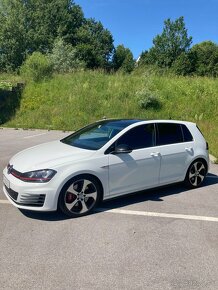 Volkswagen Golf 7 GTI Performance - 2