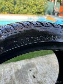 Predám 1 ks zimnej pneumatiky DUNLOP WINTER SPORT 265/35 R20 - 2