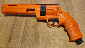 CO2 Revolver - 2