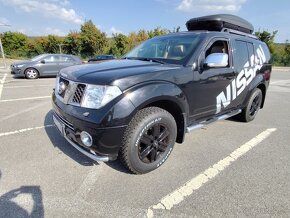 Nissan pathfinder 2.5 diesel 4x4 126kw 7miestne - 2