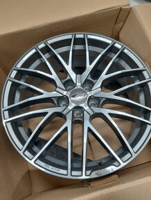 Alu 5 x 112 R 19 + zimné pneu AUDI A7,MERCEDES. - 2