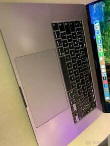 Apple Macbook Pro 2019 i9 64gb ram 1tb disk plus GPU - 2