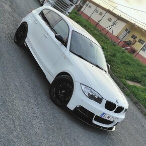 BMW 130i A/T - 2