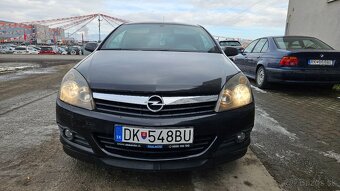 Opel Astra GTC 1.6 Benzín - 2