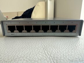 CISCO SG200-08 Switch 8-Port/10/100/1000Mbps/MAN/Desk - 2