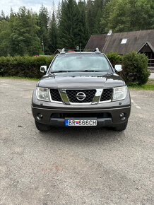 Nissan Navara D40 - 2