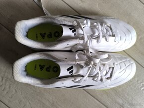 Halovky Adidas velk.  42 - 2