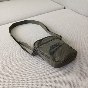 NA PREDAJ  pánska kapsička Nike cez rameno (crossbody) - 2