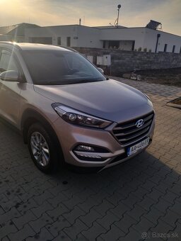 Hyundai Tucson - 2