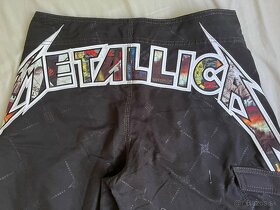 Billabong kratasy Metallica - 2