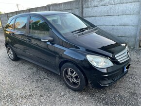 Mercedes-Benz B 150 - 2