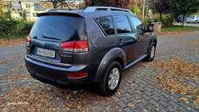 Predám Citroën C-Crosser 4x4 2.2hdi automat - 2