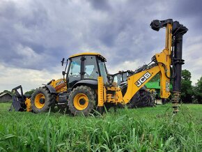 JCB 4CX Vrtná súprava - 2