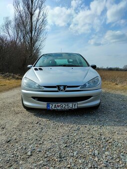 Peugeot 206 1.4i (55 kW) - 2