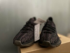 Adidas yeezy 380 Onyx 43 1/3 - 2