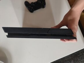 Predám alebo vymením playstation 4 slim - 2