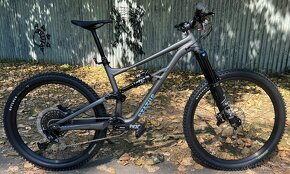 Nejazdený celoodpružený Specialized Status 160 veľ. XL/S5 - 2