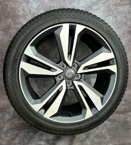 Zimní top sada Volvo V60 Cross Country 235/45R19 - 2