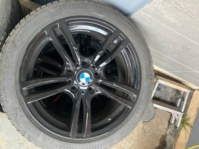 BMW originál alu +zánovní pneu 225/45r17 - 2