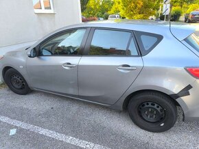 Mazda 3 1.6i Typ BL rok 2010 šedá metalíza - 2