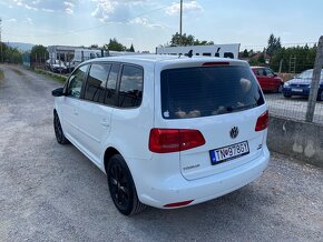 VW Touran 1.6TDi 77kW, Rok výroby 2014, navigácia - 2