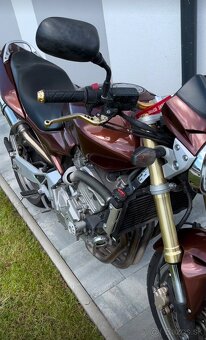 Honda hornet 600 - 2