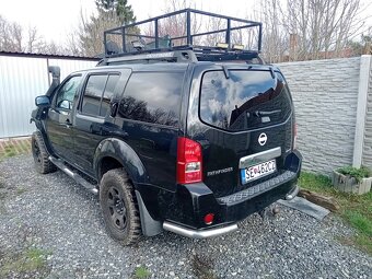 Nissan Pathfinder 2,5 Dci - 2