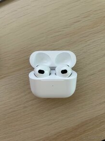 Airpods 3 v záruke - 2