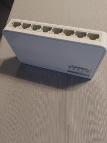 Predám SWITCH TP-Link 8  port. - 2