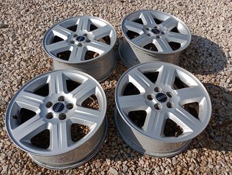 Predam 4ks original Al diskov LAND ROVER 7,5Jx17 ET55 5x108 - 2