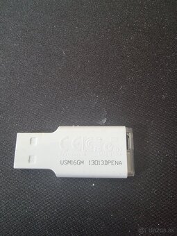 Predám Usb Klúč 16gb SONY - 2