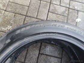 Letné pneumatiky 285/40 r19 - 2