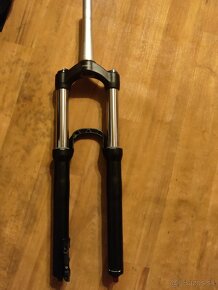 Rock shox dommain - 2